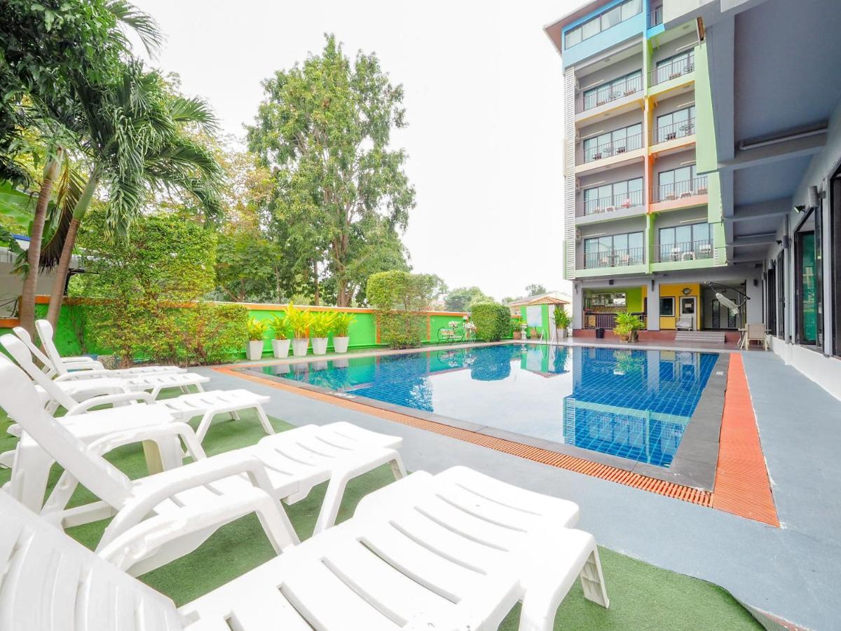 Oyo 75367 Ud Pattaya Hotel Bang Lamung Luaran gambar