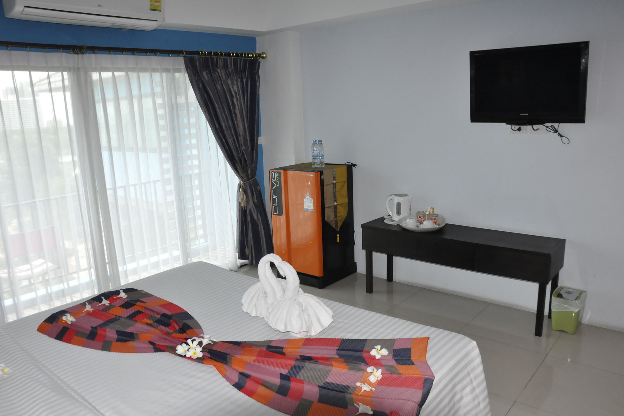Oyo 75367 Ud Pattaya Hotel Bang Lamung Luaran gambar